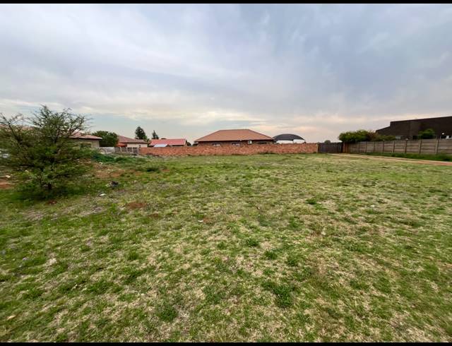 1,028M² VACANT LAND FOR SALE IN RIVERSDALE